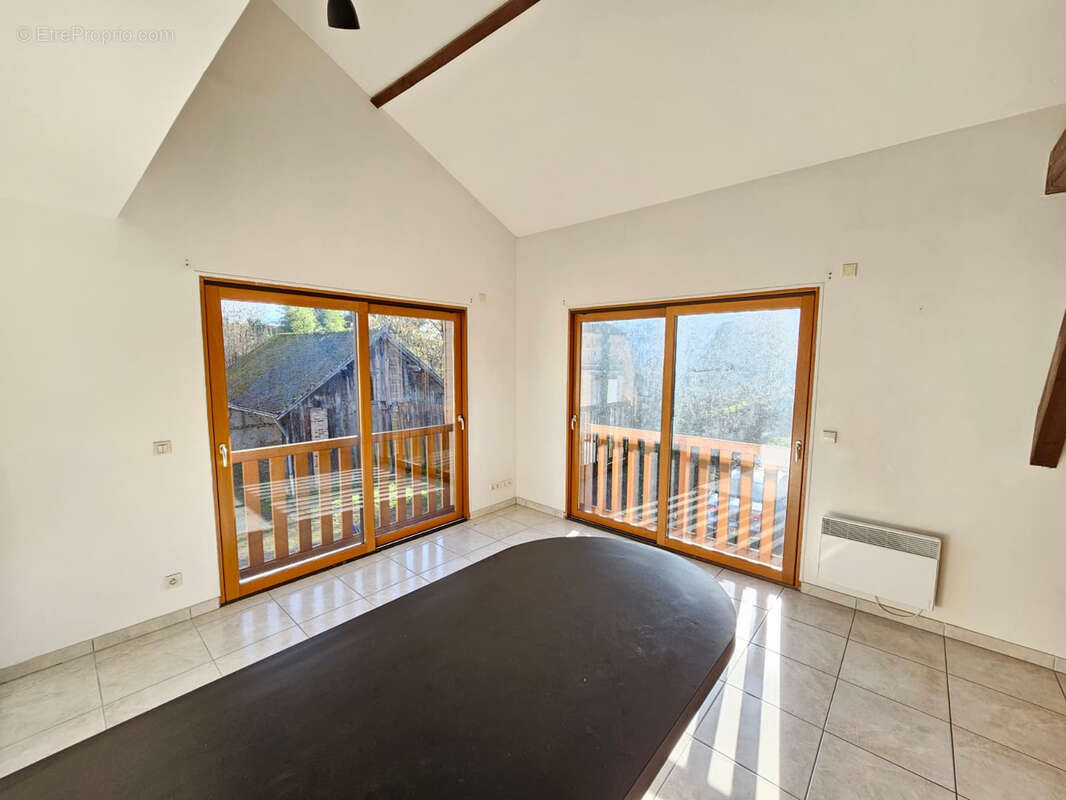 Appartement à BOISSY-SOUS-SAINT-YON