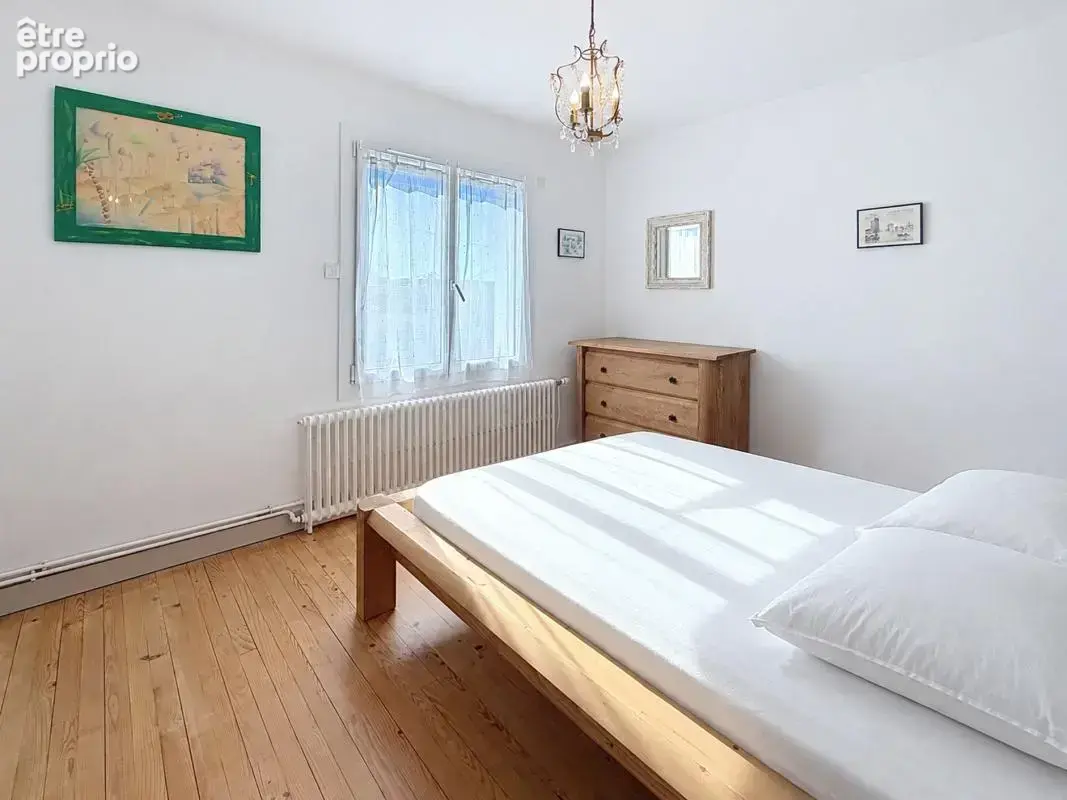 Maison 6 pièces 138 m² à vendre à Saintes (17100) - photo 21