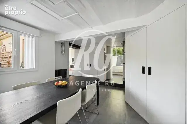 Maison 7 pièces rénovée avec piscine - photo 7