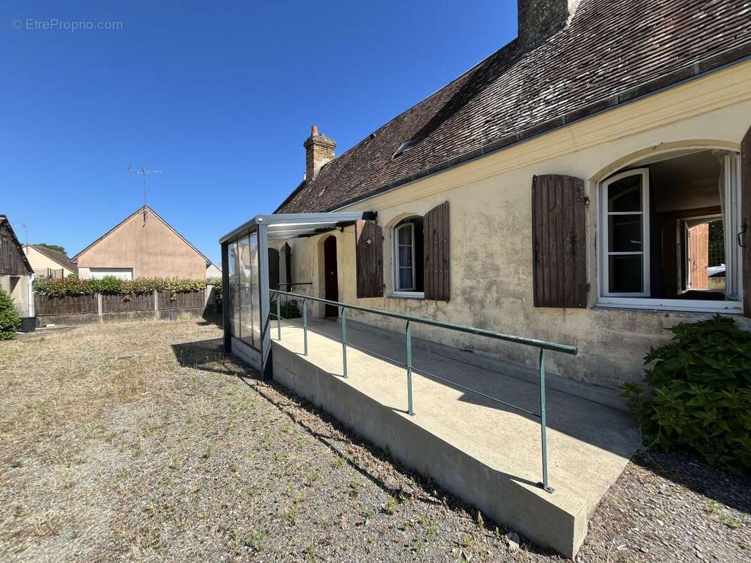 Maison à DOLLON