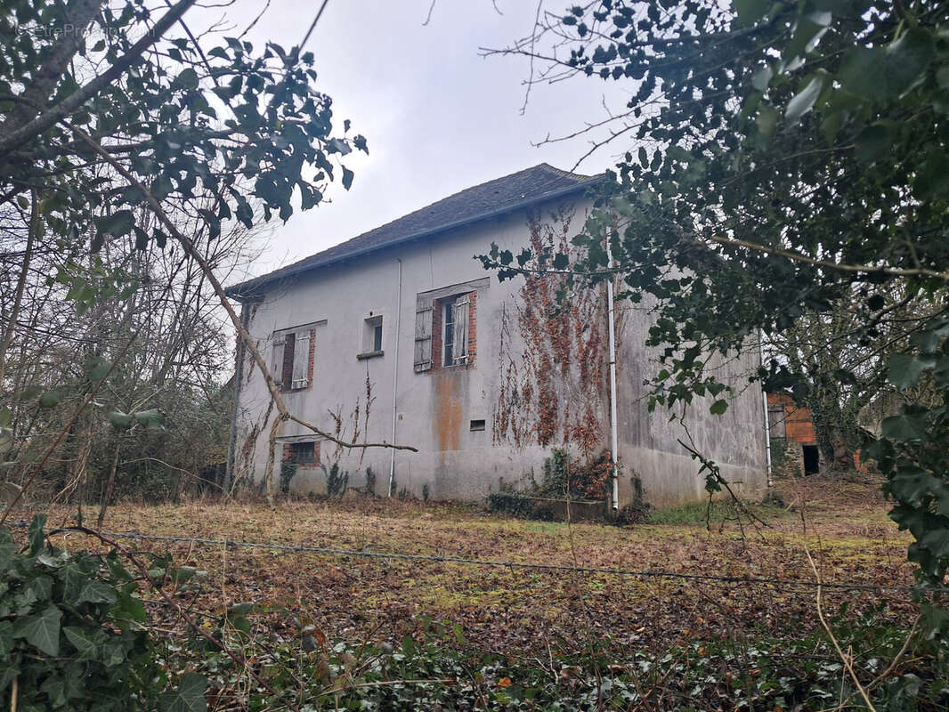 Maison à LUBERSAC