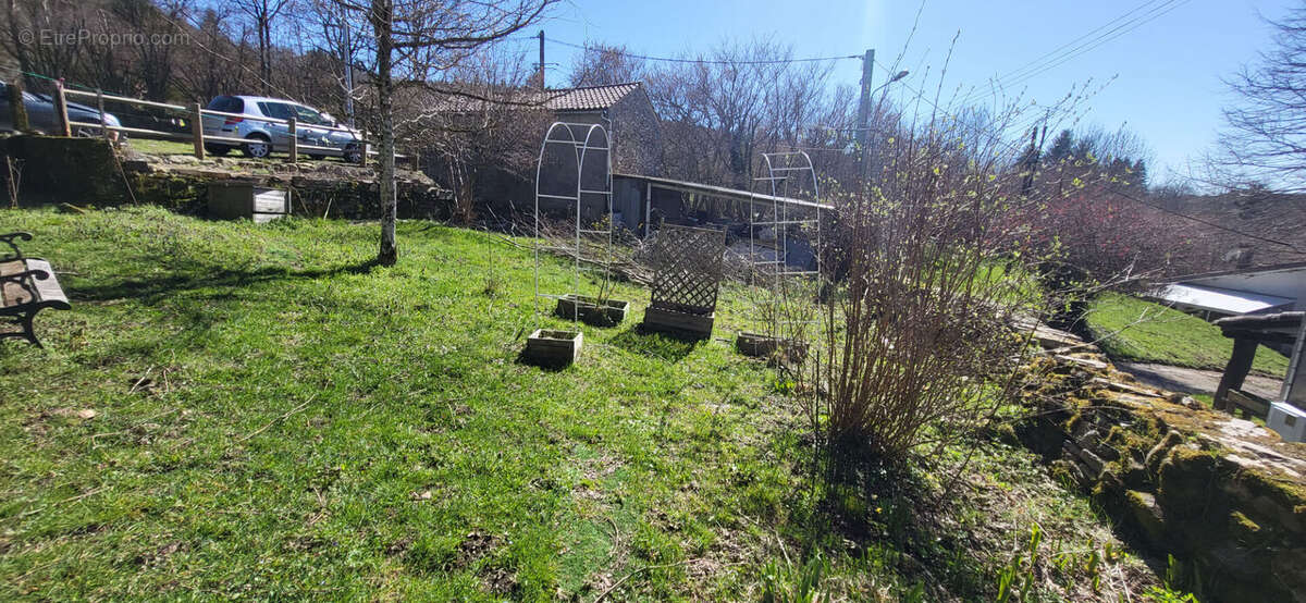 Maison à CUXAC-CABARDES