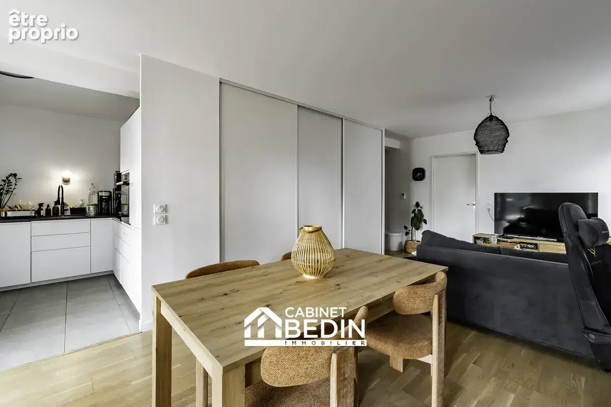 Appartement 3 pièces 68 m² à vendre à Bordeaux (33100) - photo 2