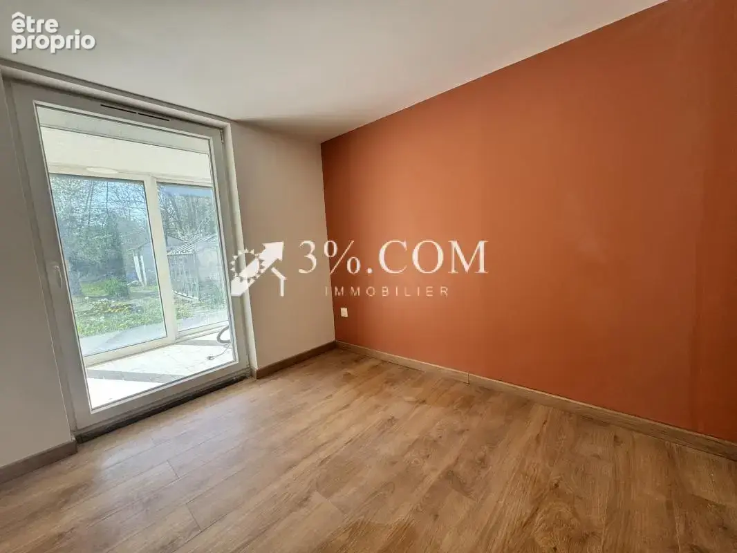 3%COM Jolie maison rénovée avec jardin - photo 12