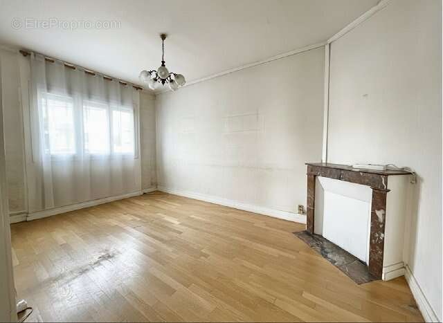 Maison à MAISONS-ALFORT