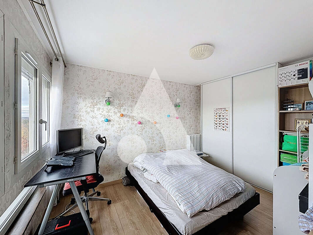 Appartement à RUEIL-MALMAISON