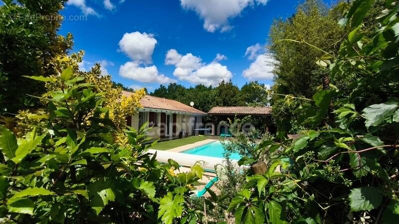 Maison à MIOS