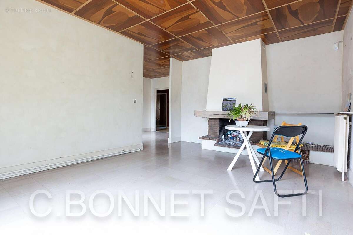 Photo 3 - Maison à JOUY-EN-JOSAS