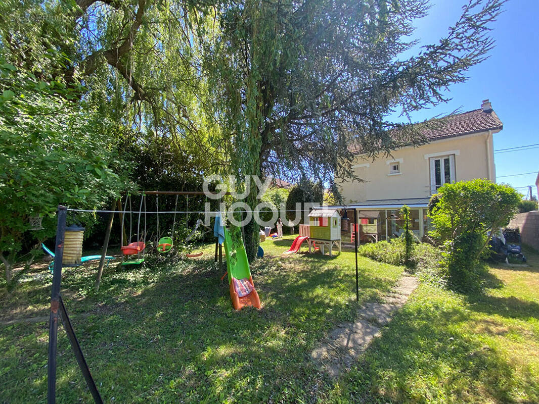 Maison à CHELLES