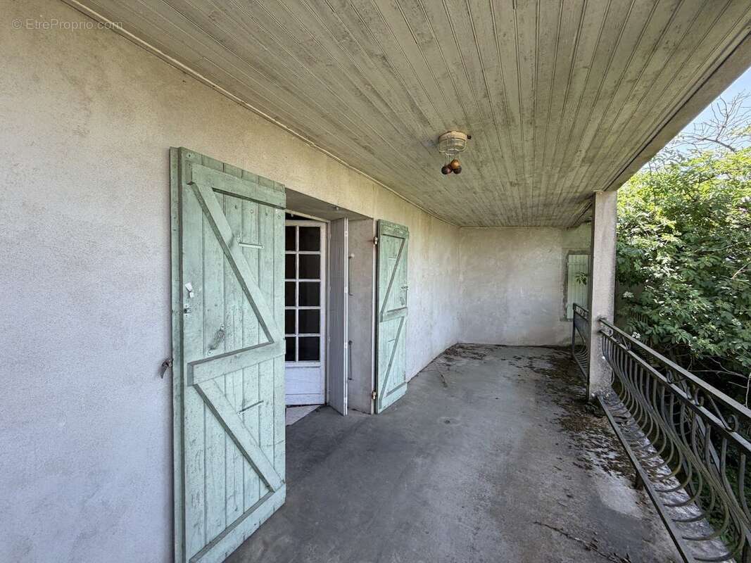 Maison à SAINT-CLAR