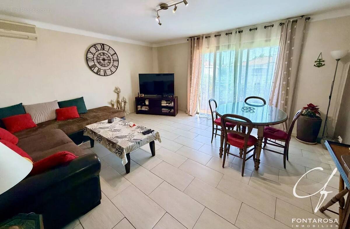 Appartement à FREJUS