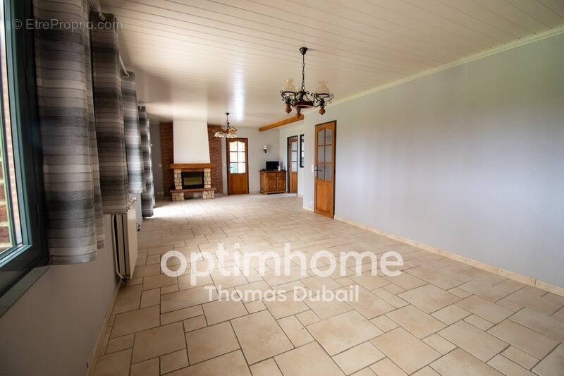 Maison à LE QUESNOY