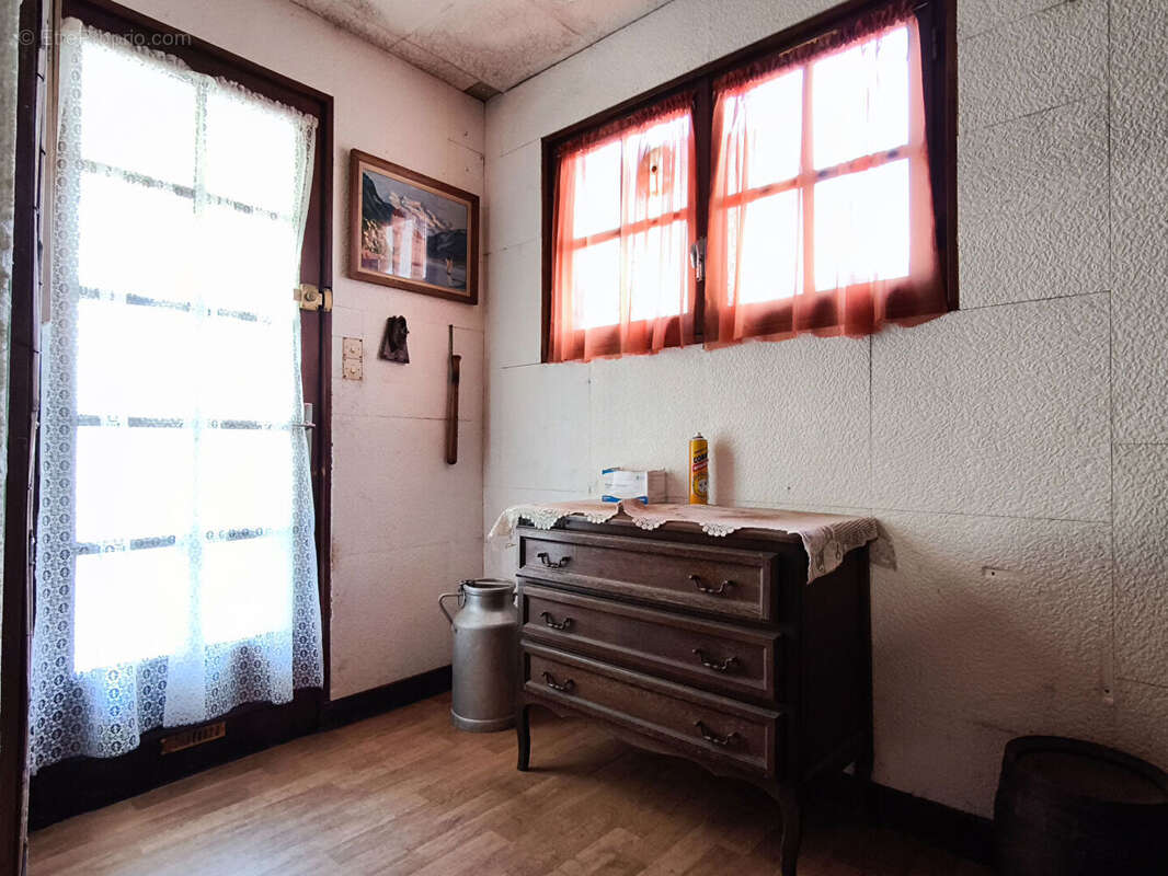 Maison à SOMMIERES-DU-CLAIN