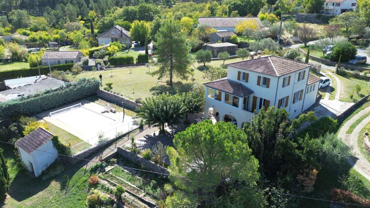 Maison à LES VANS