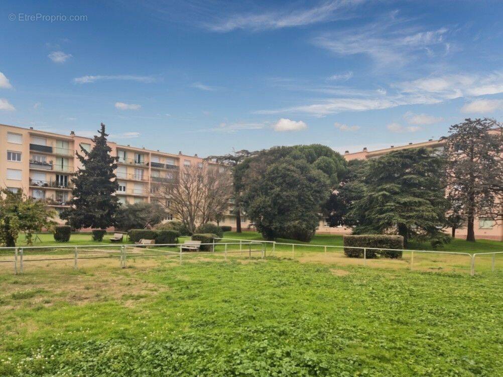 Appartement à PONT-SAINT-ESPRIT