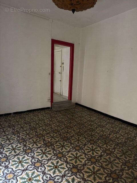 Autre vue: Salon-séjour - Appartement à SETE