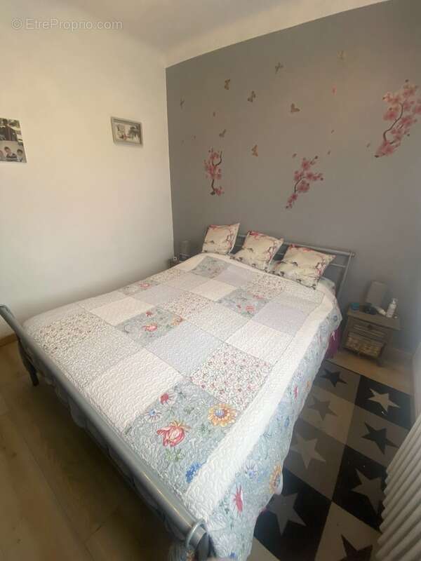 Maison à DECAZEVILLE