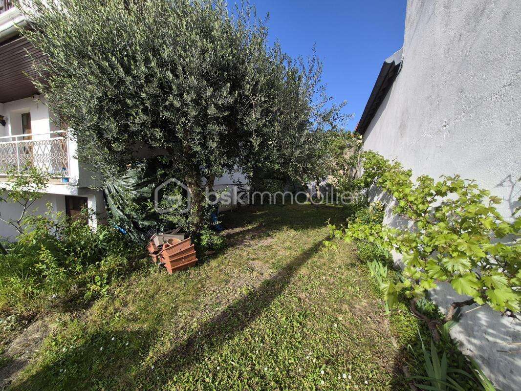 Maison à VIGNEUX-SUR-SEINE