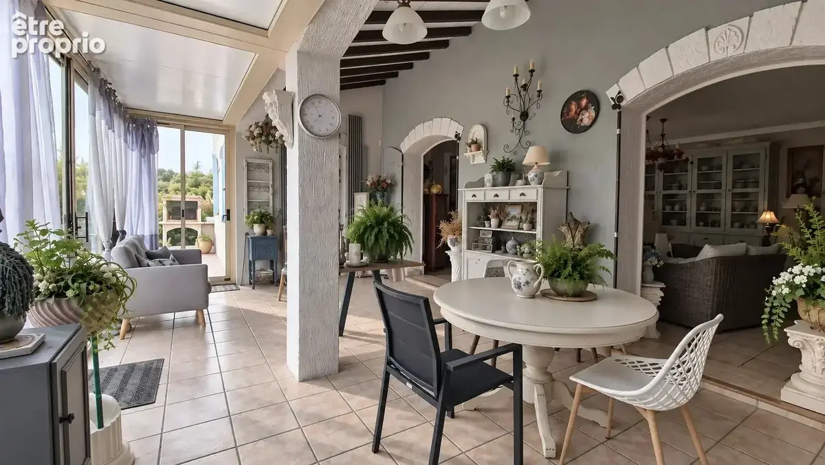 Saint-gilles – villa de 181 m² avec piscine, sous-sol de 120 m² et terrain de 2 700 m² - photo 3