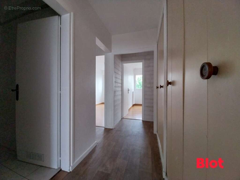 Appartement 85 m² à Saint-Herblain  - photo 4