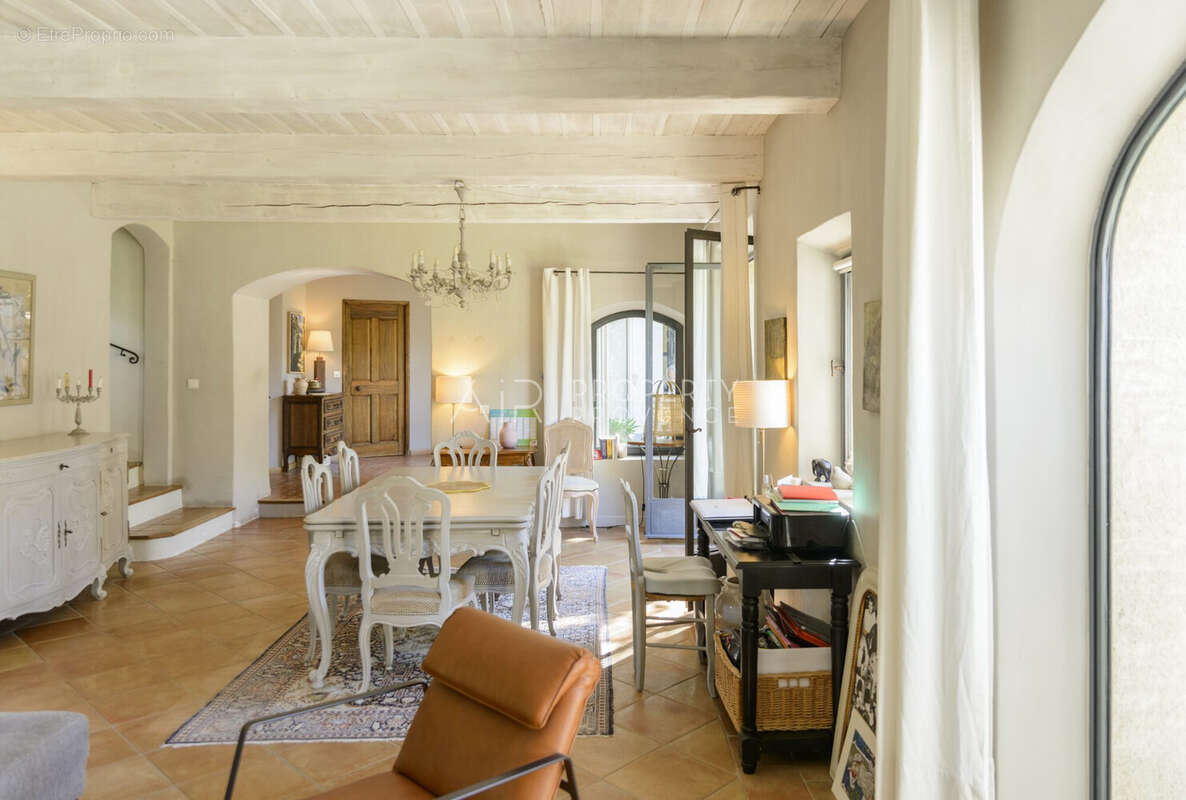 Maison à LOURMARIN