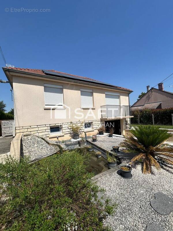 Photo 1 - Maison à BEVILLE-LE-COMTE