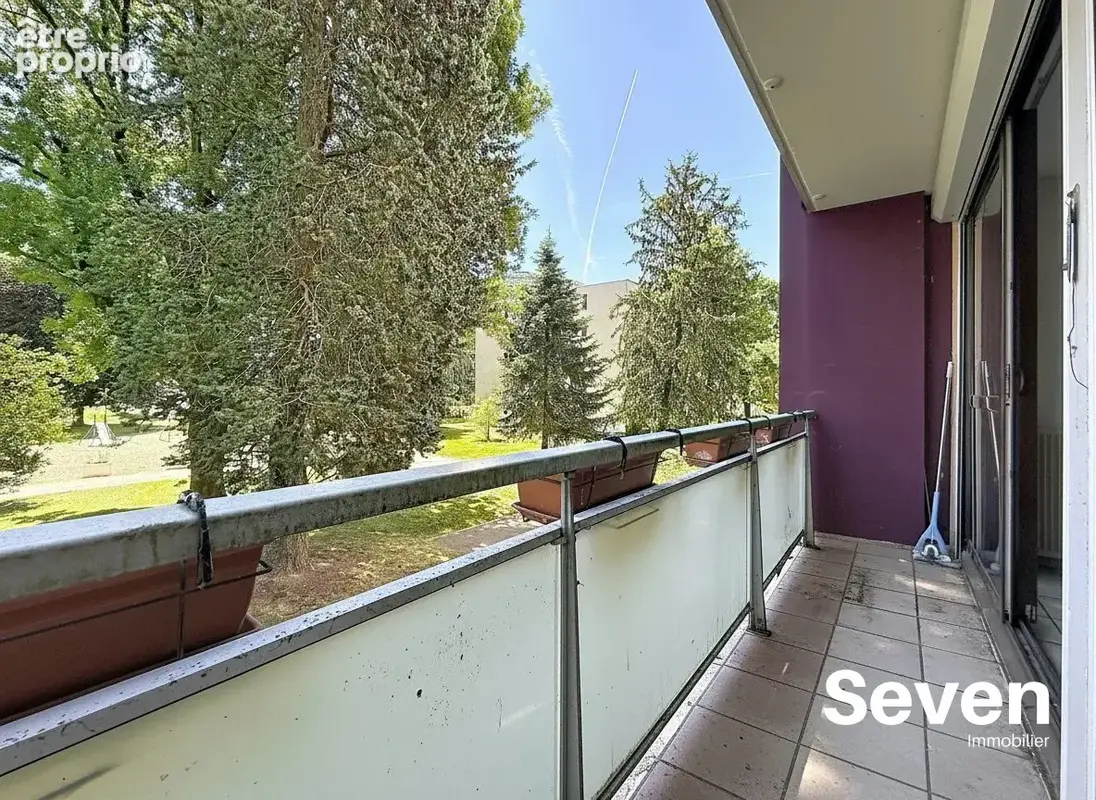 Appartement 70 m² à Saint-Martin-D'heres  - photo 1