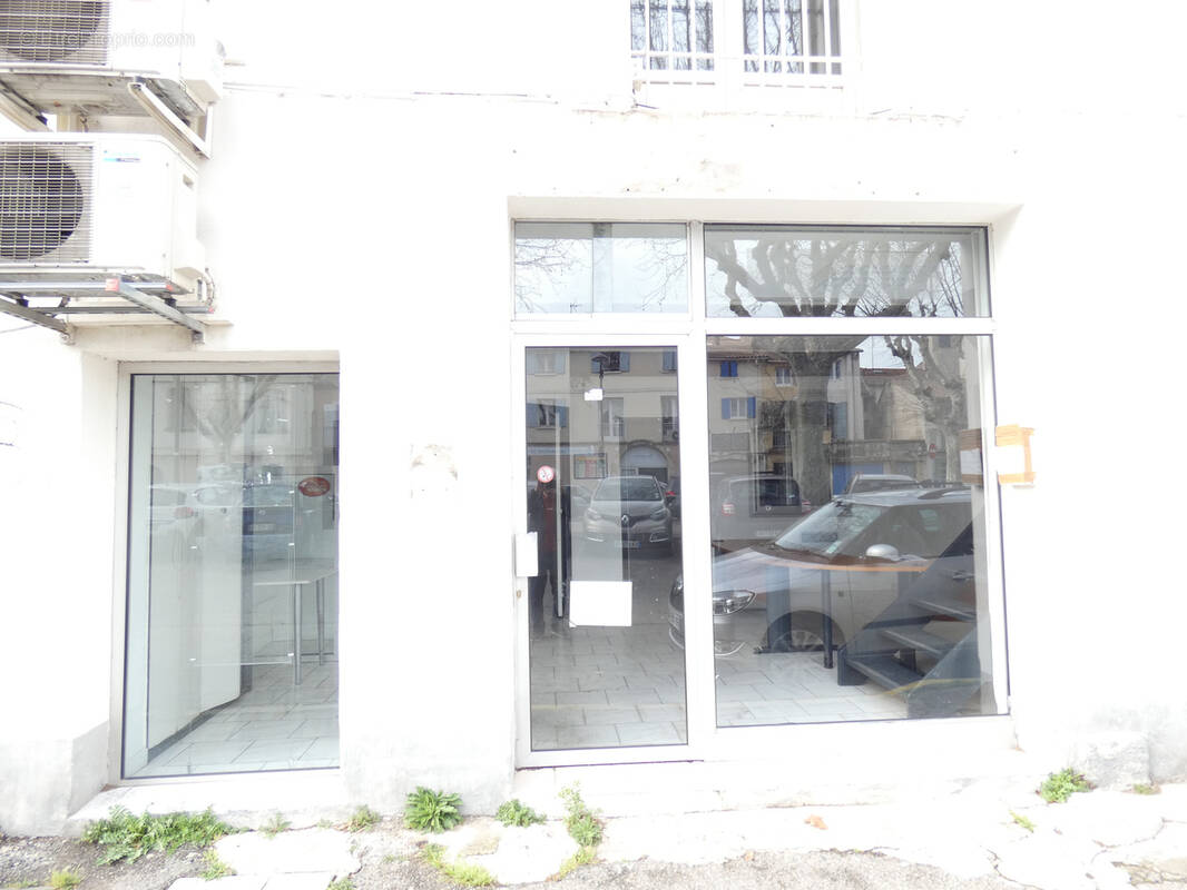 Commerce à TARASCON