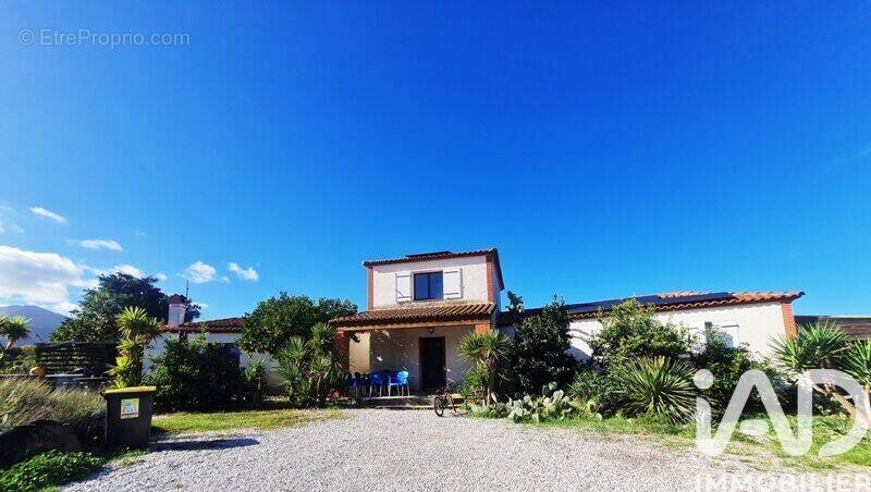 Photo 1 - Maison à LAROQUE-DES-ALBERES