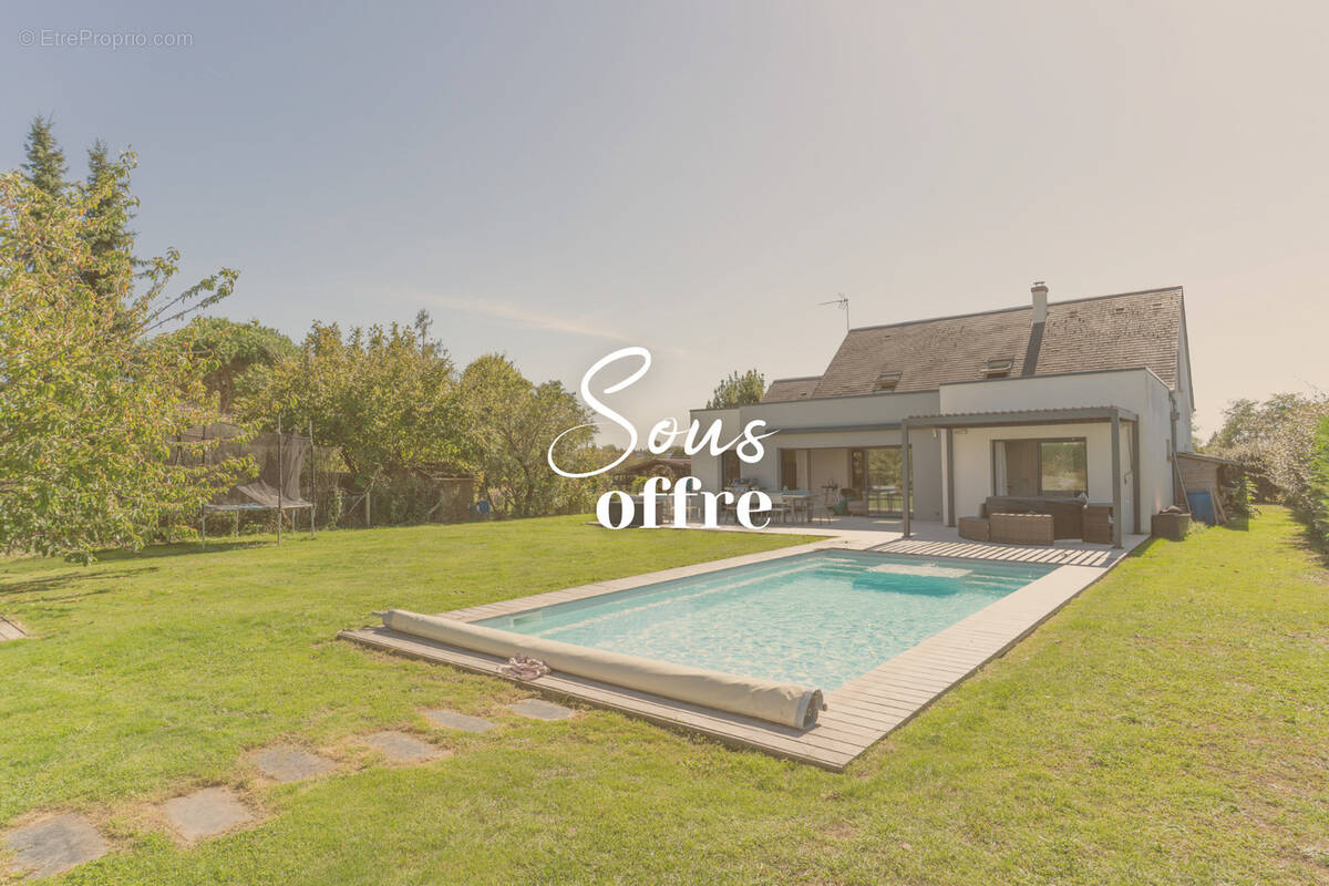 Maison à NOTRE-DAME-D&#039;OE