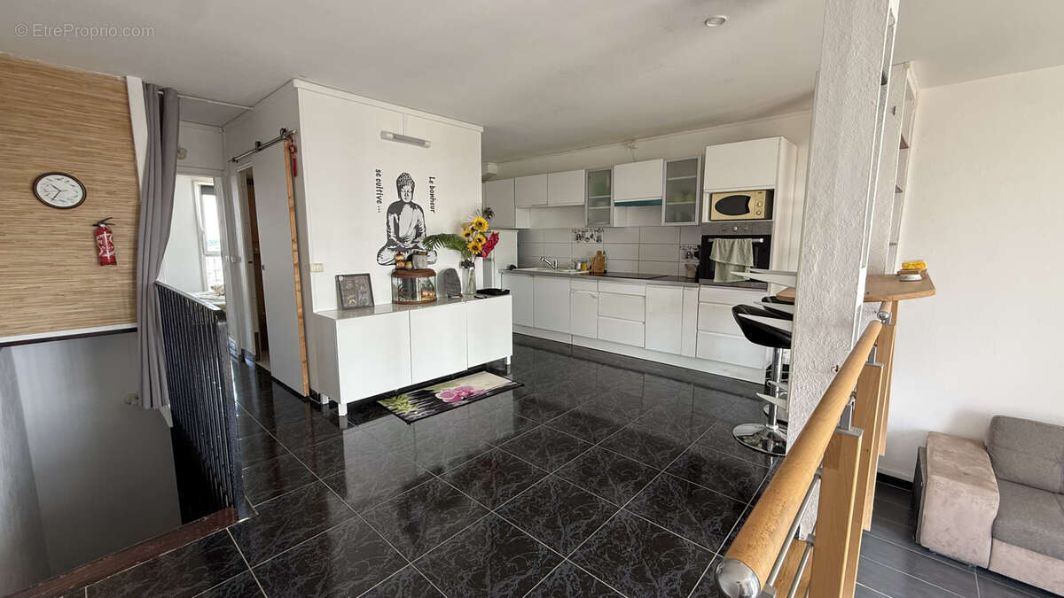 Appartement duplex de 3 pièces principales - photo 5