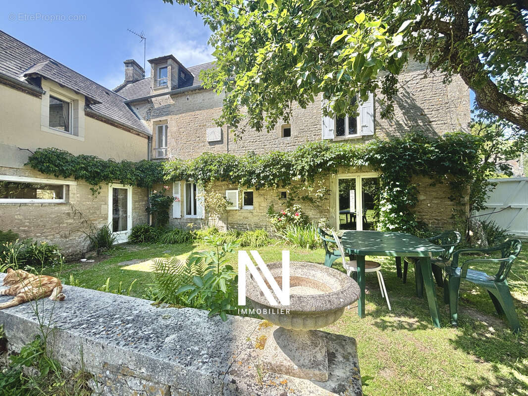 Maison à COURSEULLES-SUR-MER