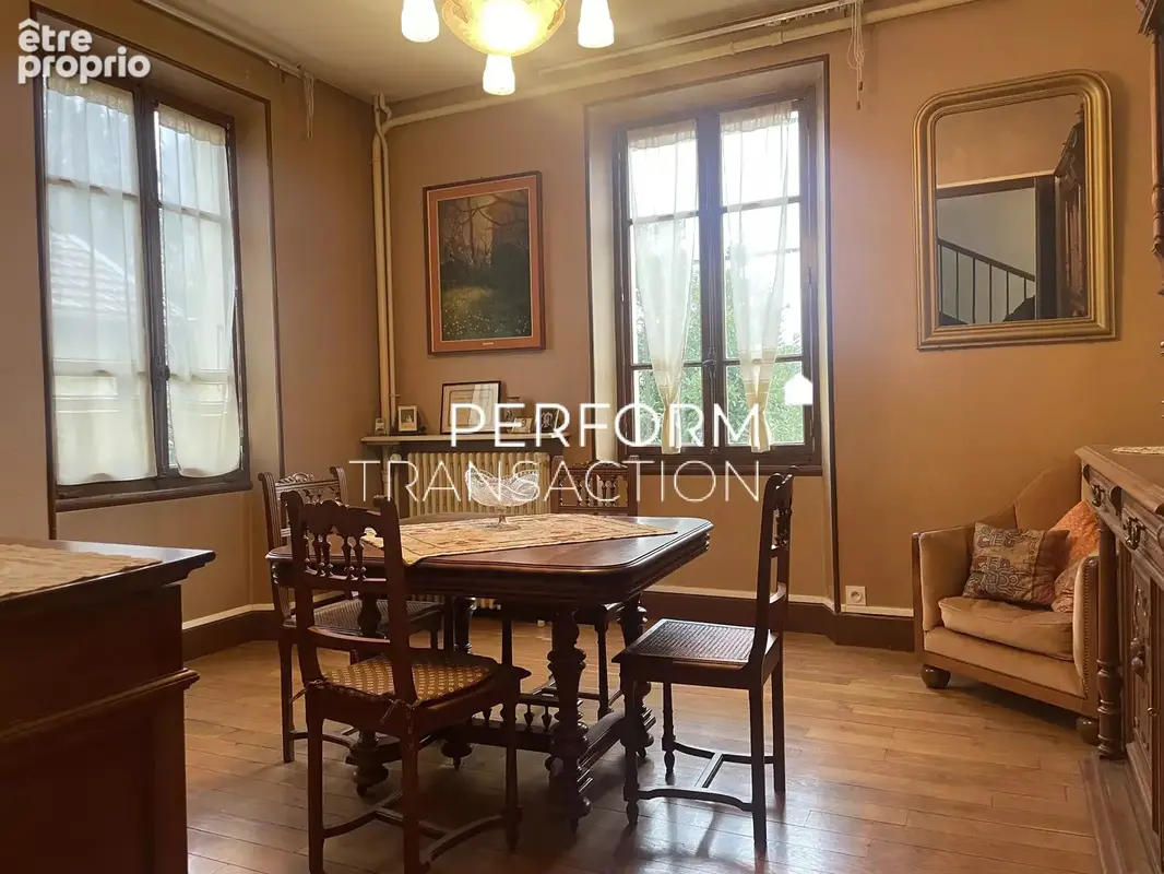 CHAMP SUR DRAC Grande maison à fort potentiel – 162 m² Carrez sur 1350 m² de terrain - photo 3