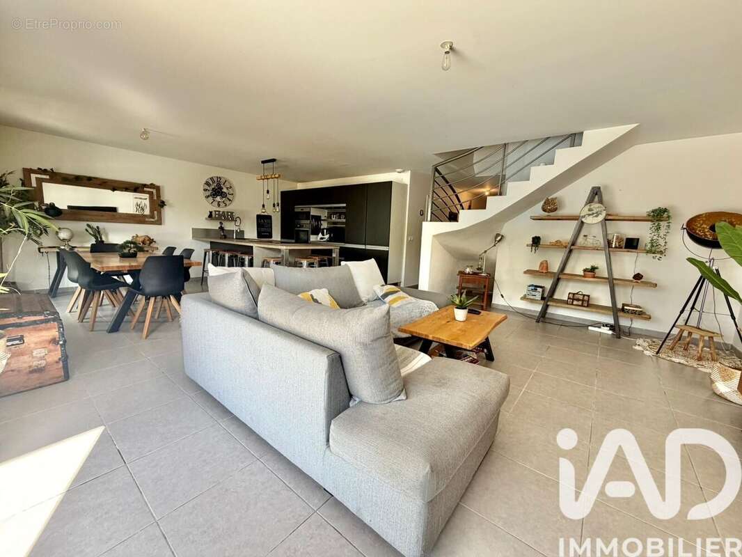 Photo 6 - Maison à LE CRES