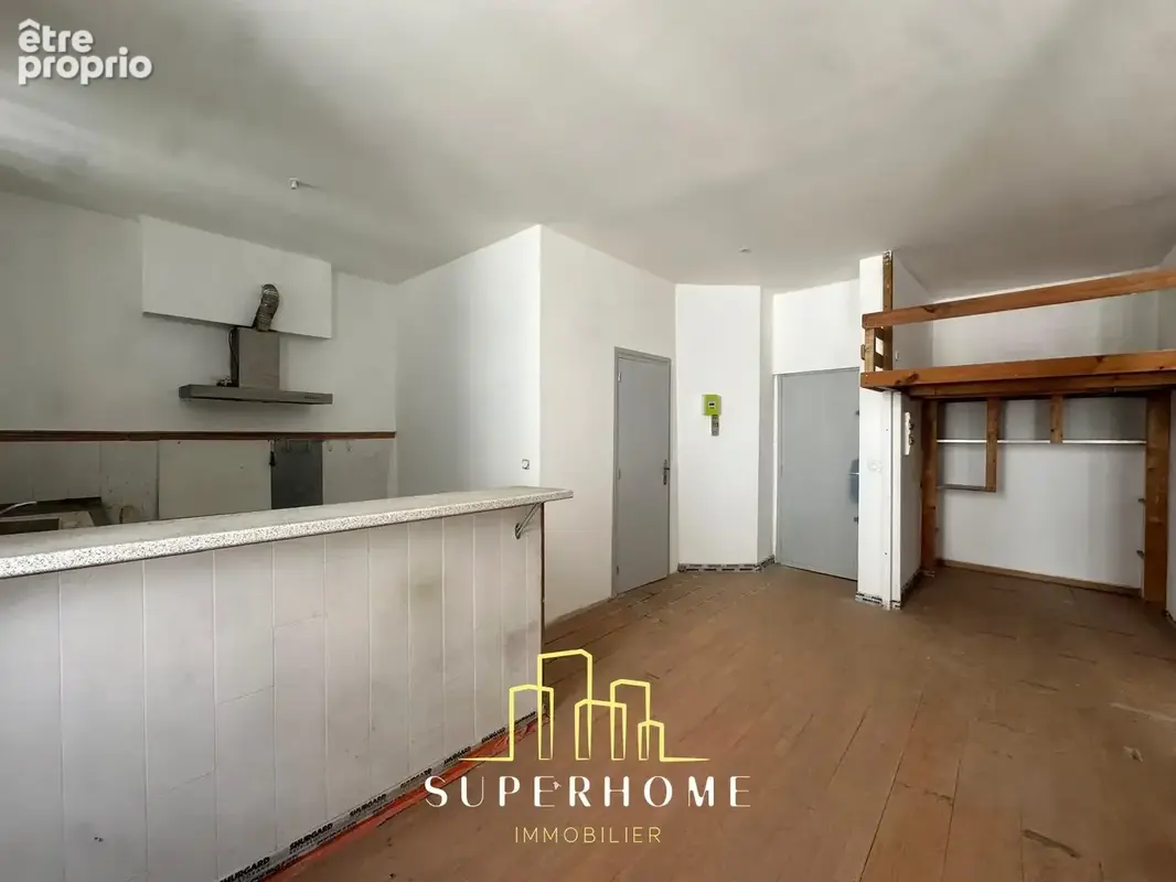 T2 rue guibal - immeuble renove - photo 4