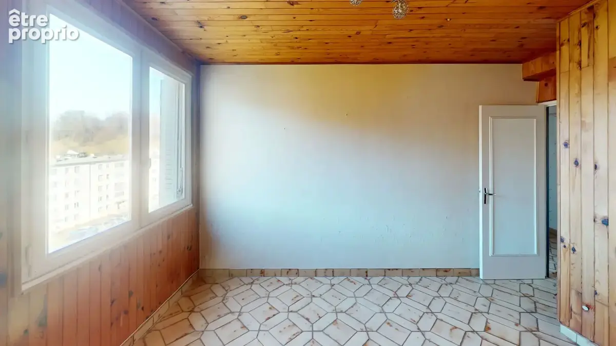 BESANÇON - Appartement traversant 5 pièces de 80,16 m²  et cave Idéal famille ou investissement - photo 6