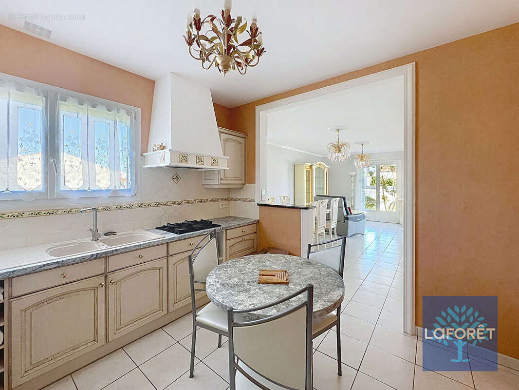 Maison à SAINT-HILAIRE-DE-RIEZ