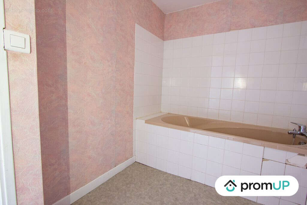 Maison à VILLEFRANCHE-D&#039;ALLIER