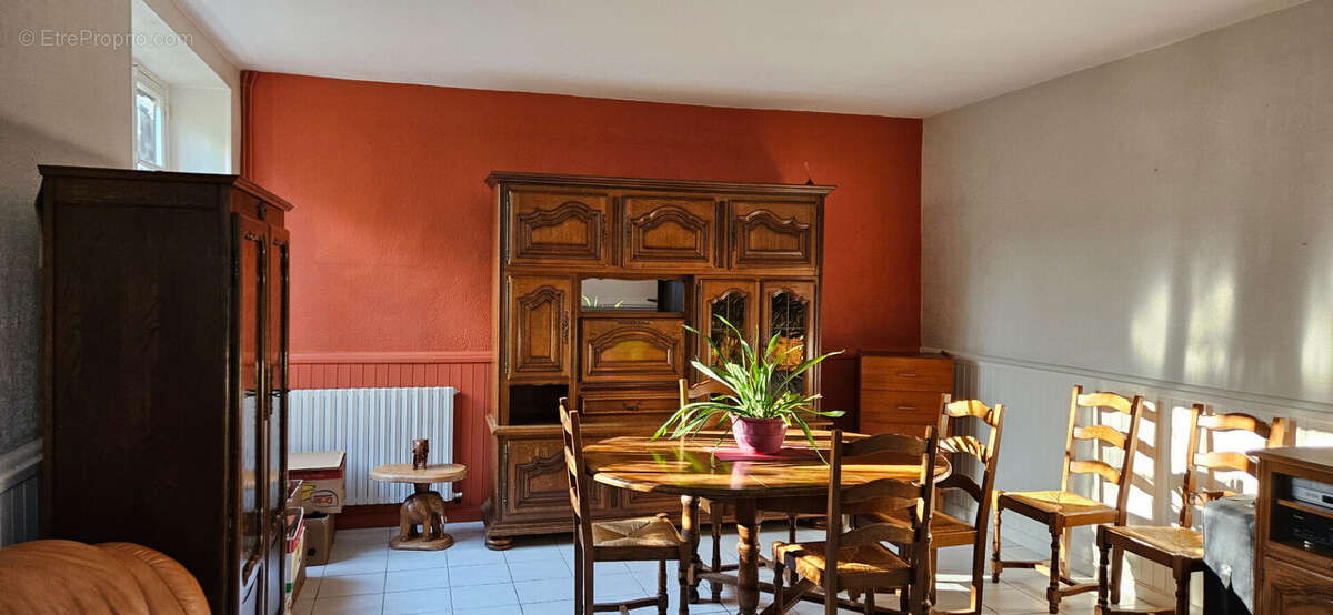MAISON DAUPHINOISE DE CARACTERE  Les Avenieres Veyrins Thuellin 4 pièce(s) 99.35 m2 - photo 4