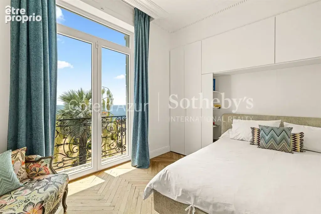 Nice Mont Boron Cap de Nice, Maison de Maître de 227 m² avec cinq chambres et piscine - photo 18