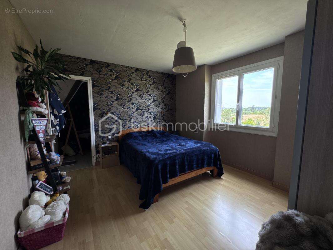 SAINT-VOUGAY – Maison familiale de 166 m² sur 4 100 m² de terrain - photo 12