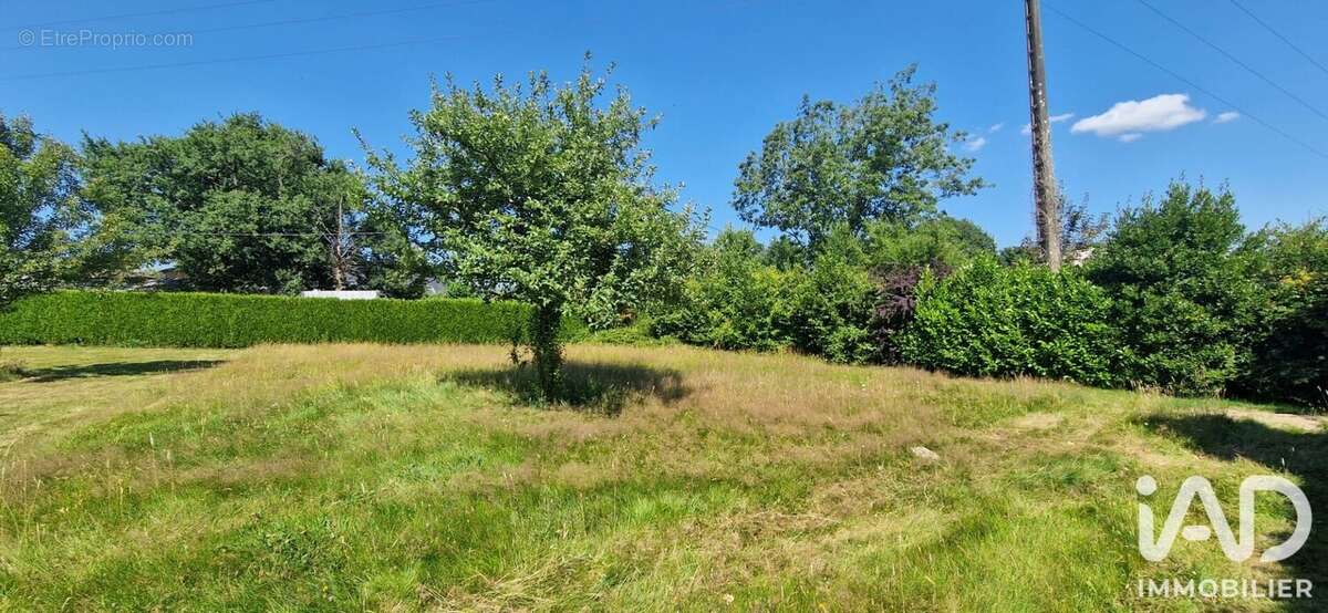 Terrain 600 m² à Liffre  - photo 3