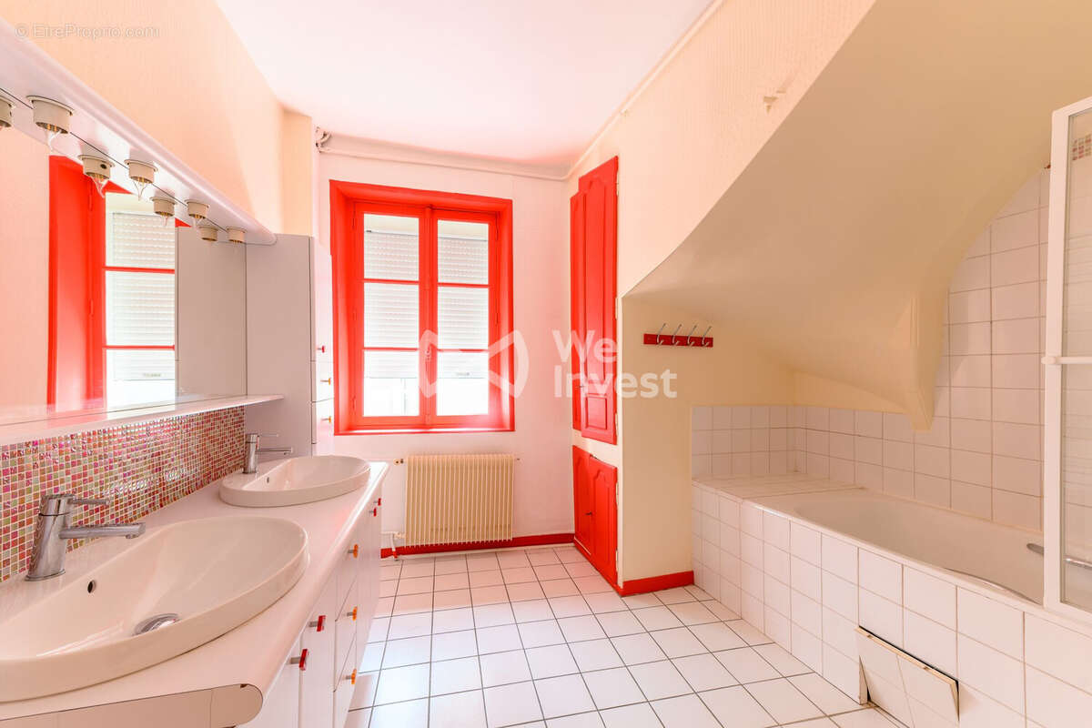 Appartement à CRECY-LA-CHAPELLE