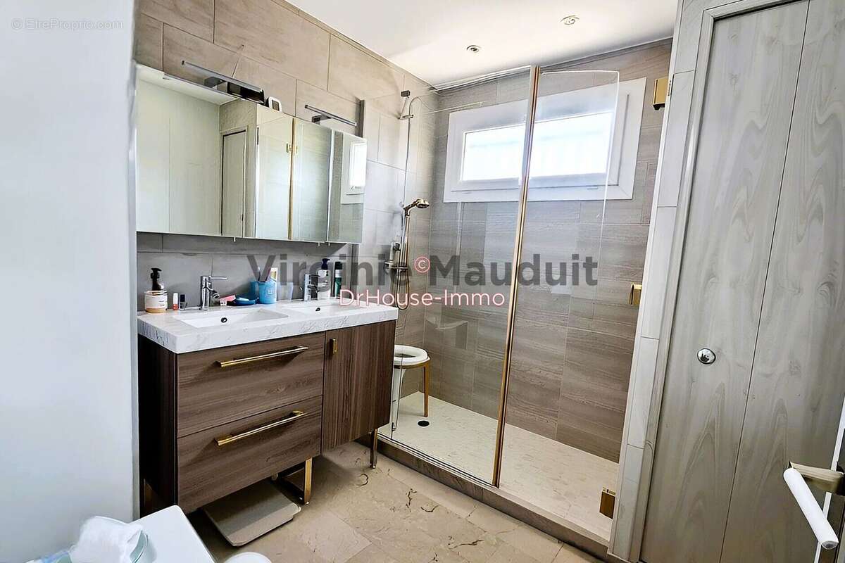 Appartement à MARSEILLE-12E