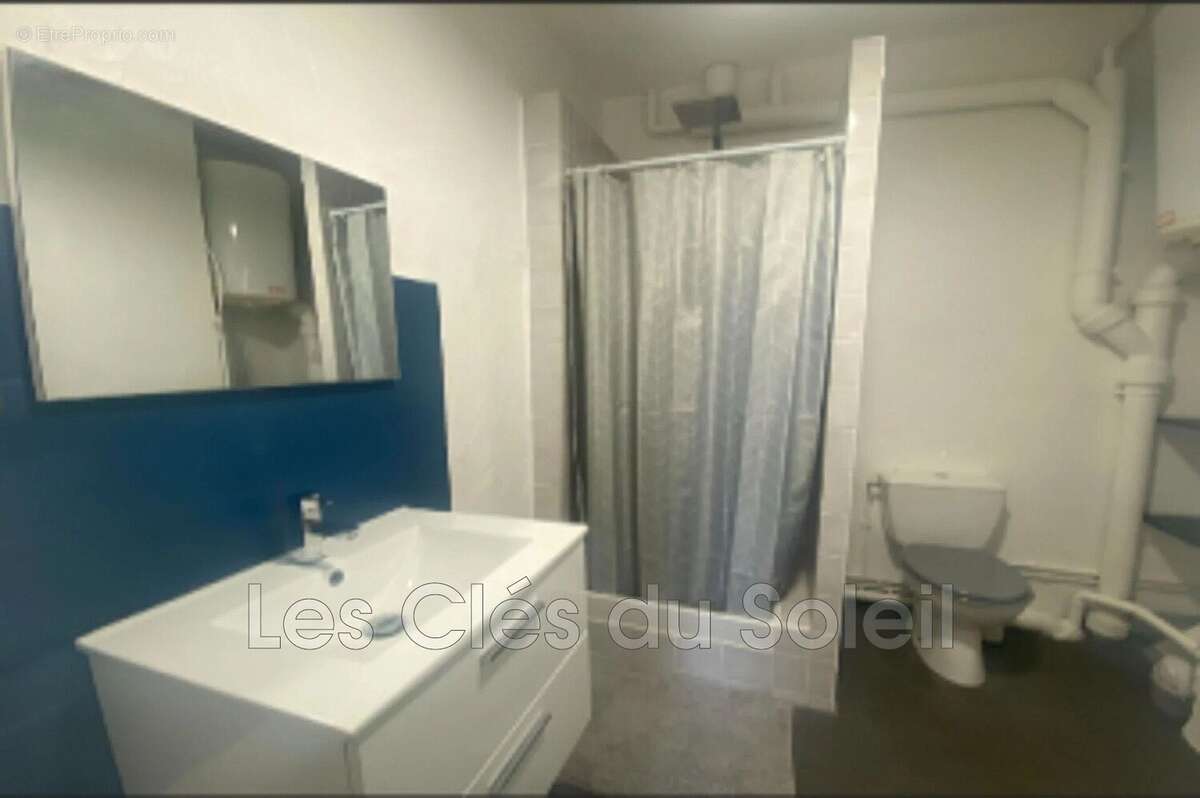 Appartement à CUERS