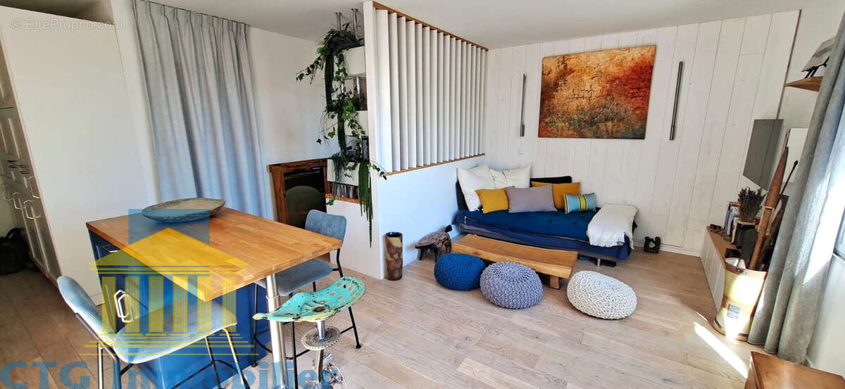 Appartement à MARSEILLE-8E