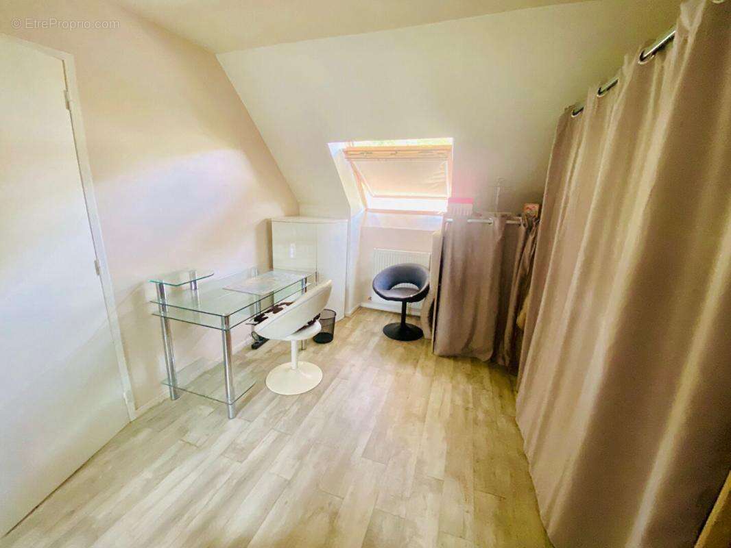 Maison  7 pièces Croissy Beaubourg - photo 14