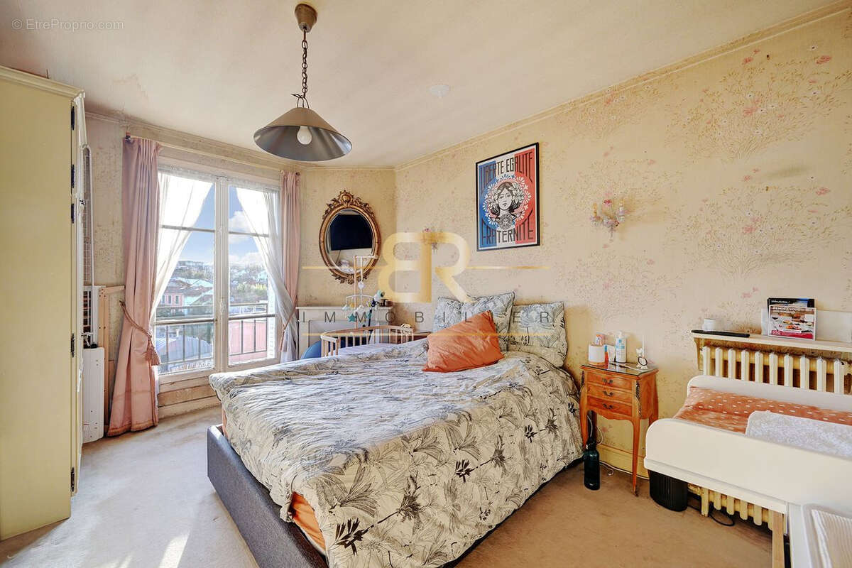 Appartement à ISSY-LES-MOULINEAUX