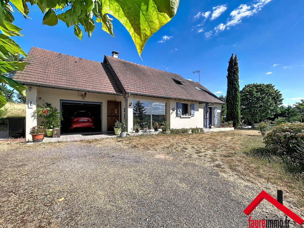 Maison à CUBLAC