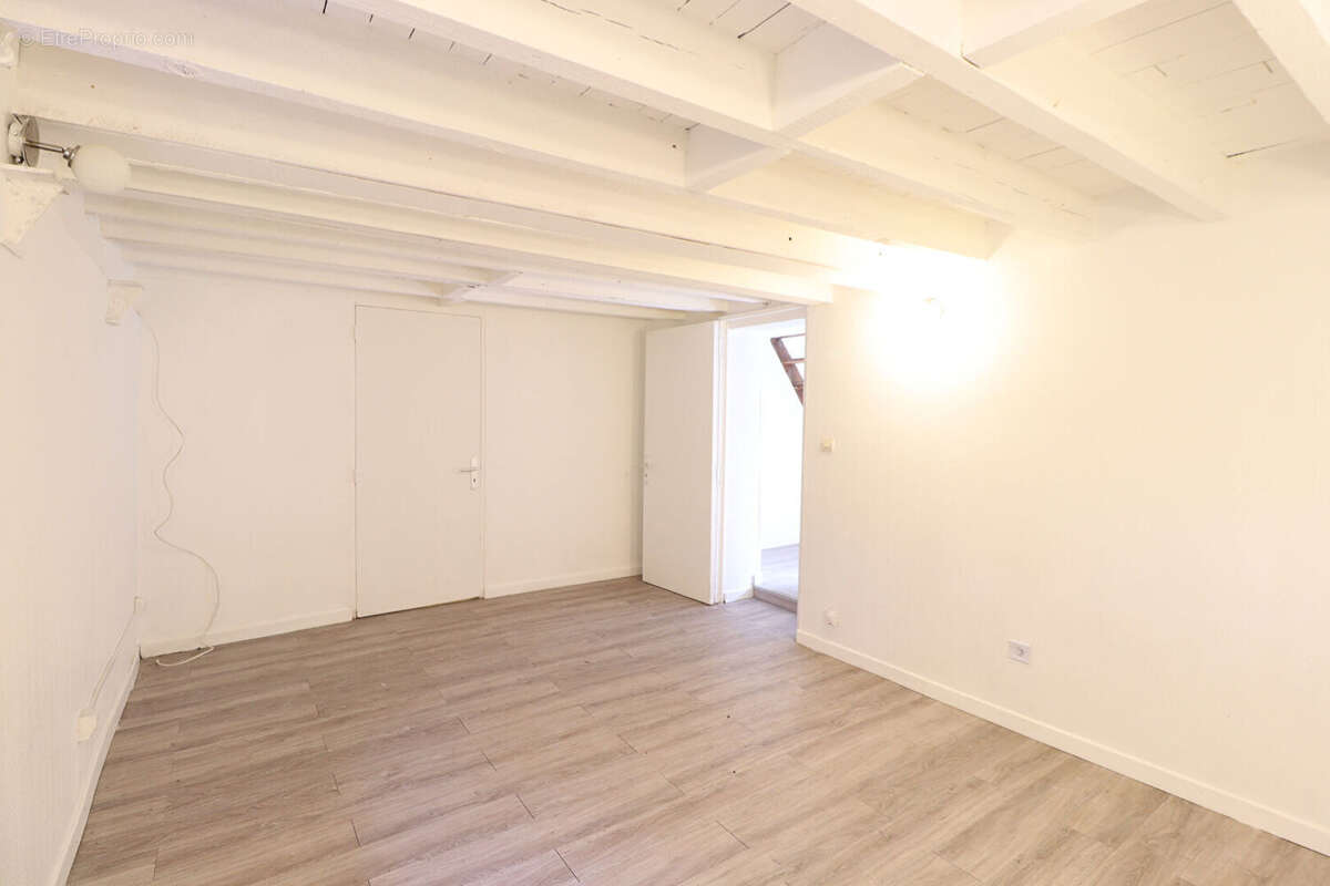 Appartement à SAINT-DENIS